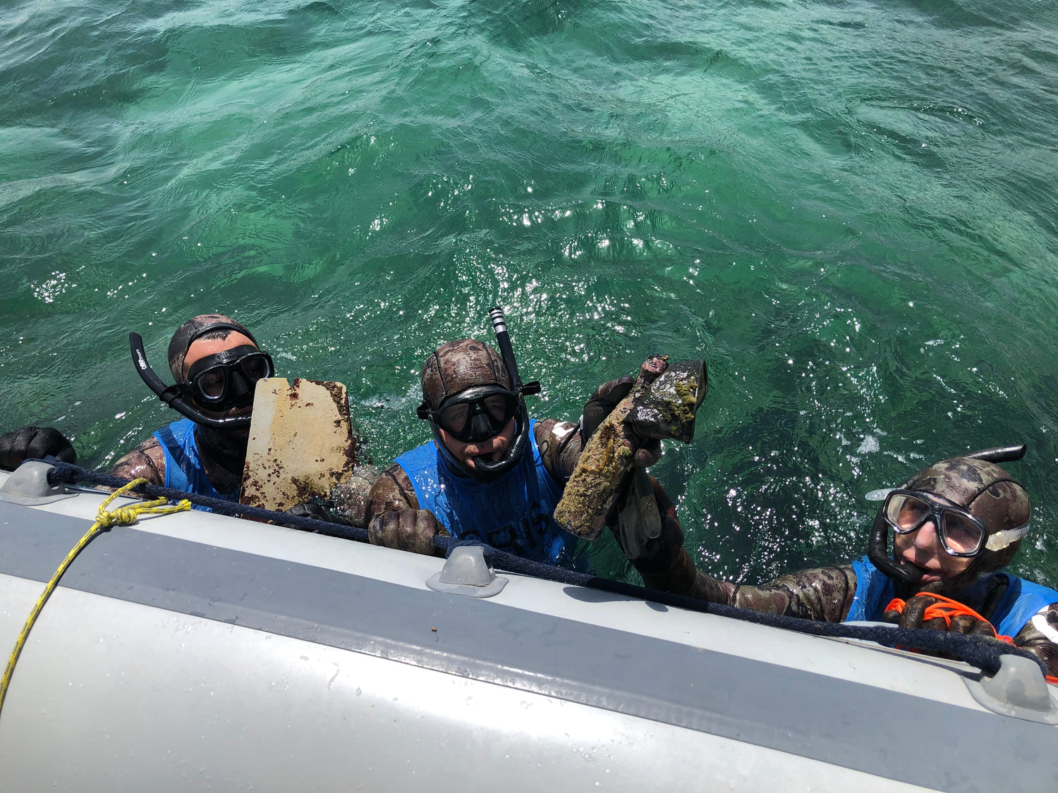 “Spazzapnea”, 50 quintali di rifiuti recuperati dal mare grazie alla gara subacquea dedicata alla raccolta differenziata